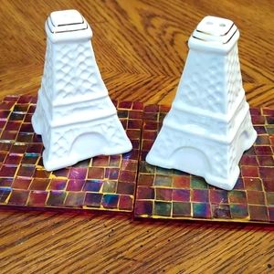 Eifel tower salt and pepper